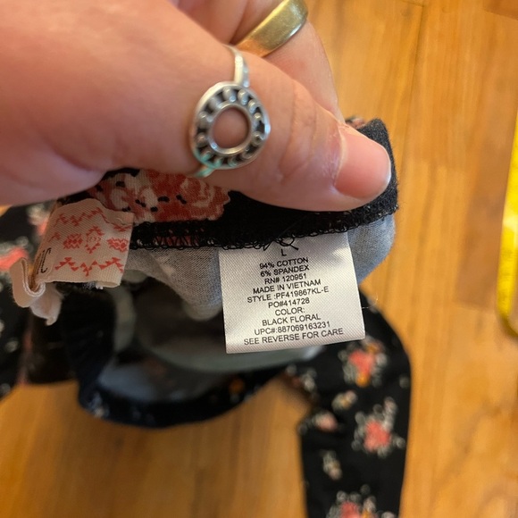 Pink Republic Floral Legging - Picture 3 of 5